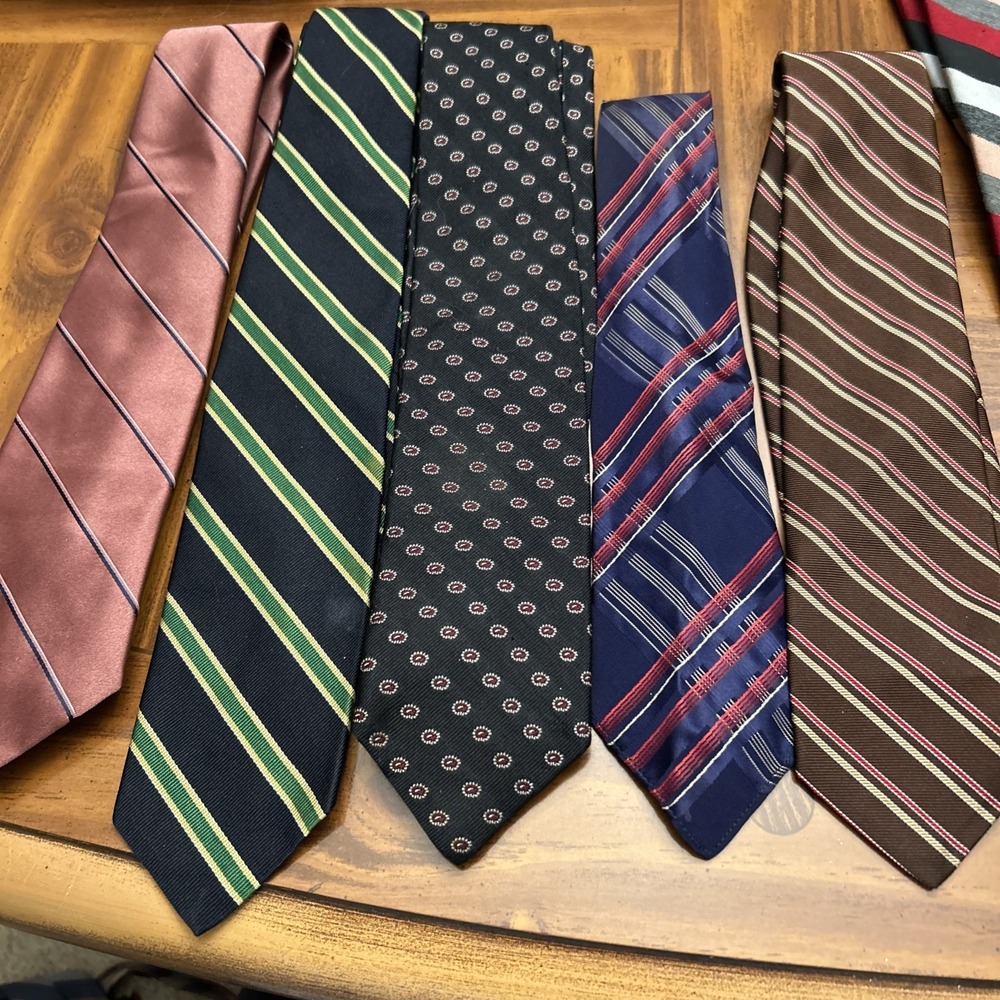 Lot 10 Vintage Necktie 3 Inch Blue Brown Mauve Pink Stripes